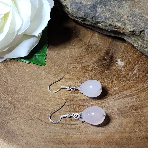 Hand Crafted Elegant Pink Teardrop Dangle Hook Earrings - Picture 3 of 4